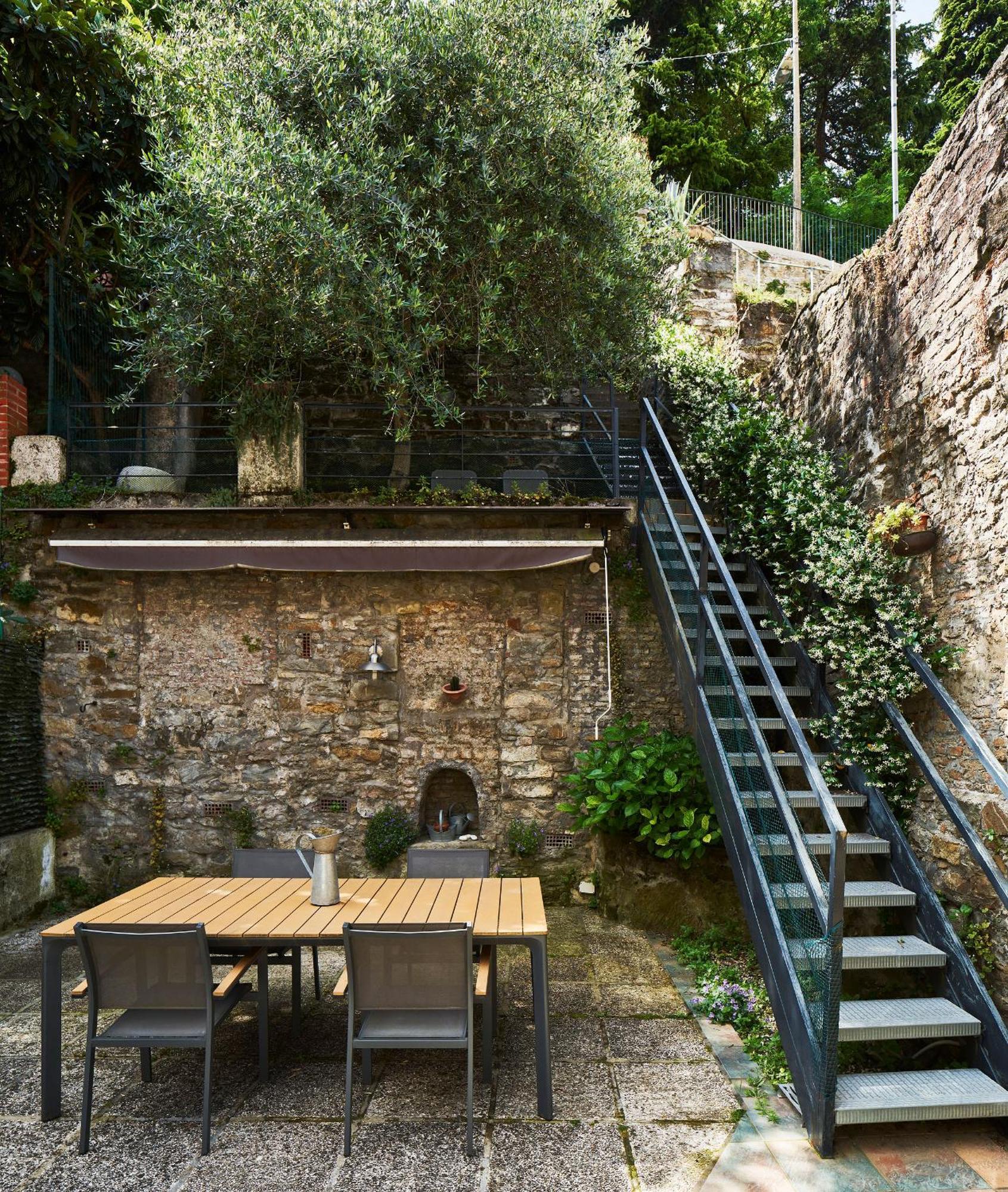 Giardino Segreto, In Centro Apartment Trieste Luaran gambar